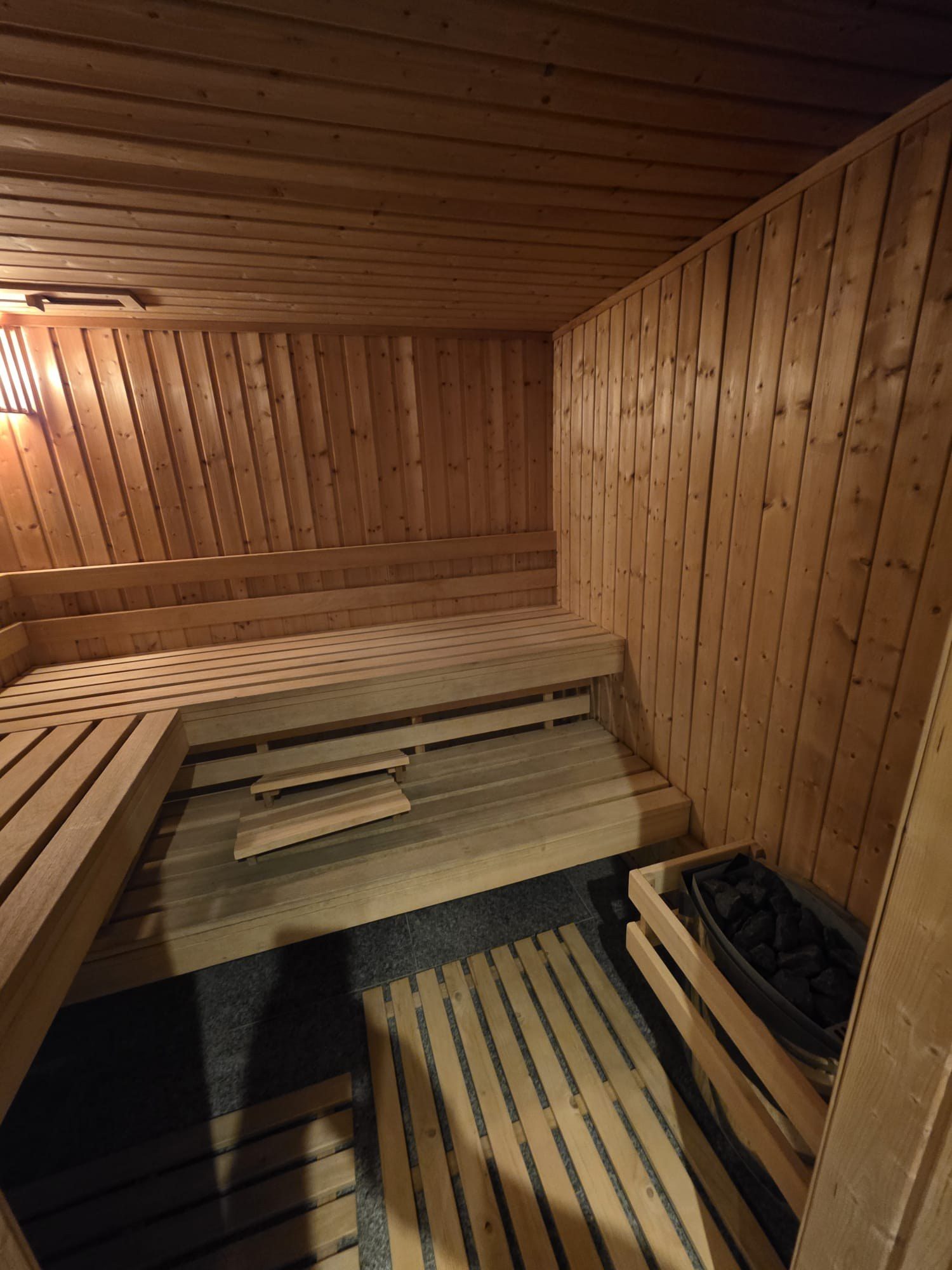 Sauna w budynku apartamentu Czarna Góra Resort, gratis dla gości